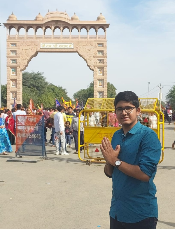 Lakhan Pande profile photo