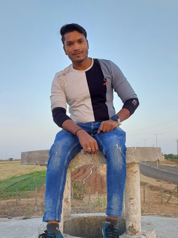 Harshit Upadhyay profile photo